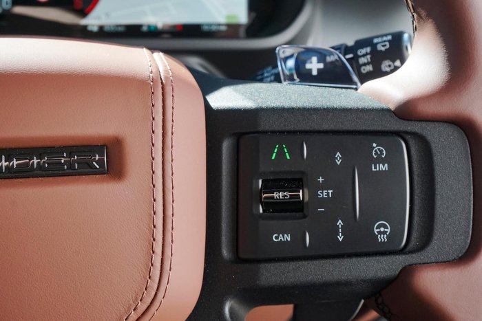 2024 Land Rover Defender 110 P635 OCTA