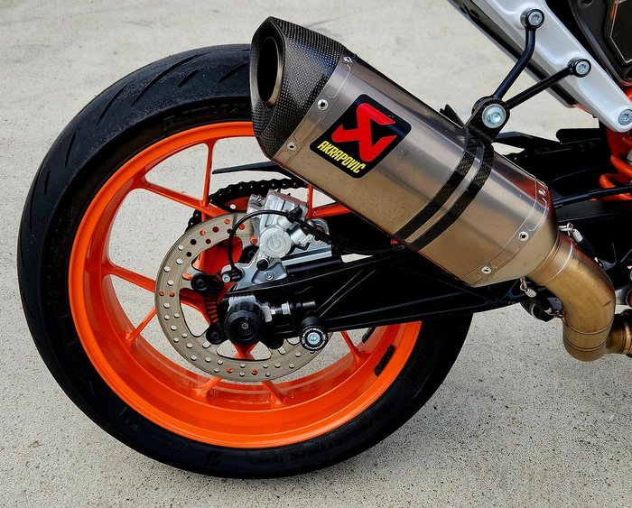 2014 KTM 690 Duke R Duke