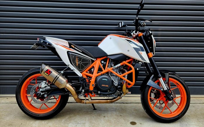 2014 KTM 690 Duke R Duke