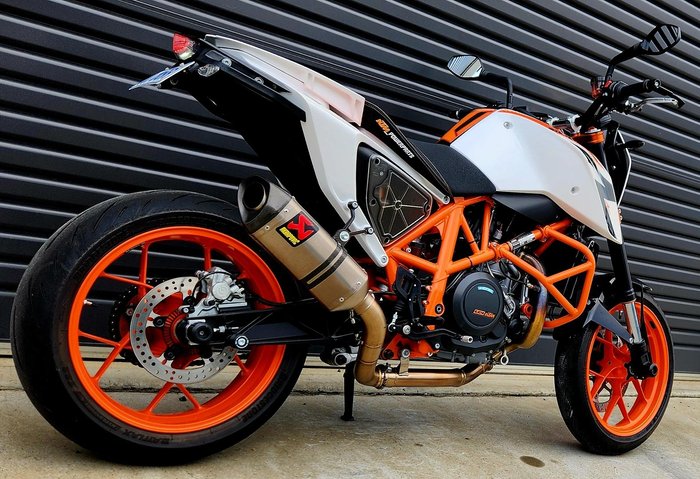 2014 KTM 690 Duke R Duke