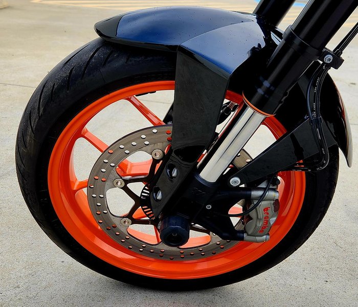 2014 KTM 690 Duke R Duke