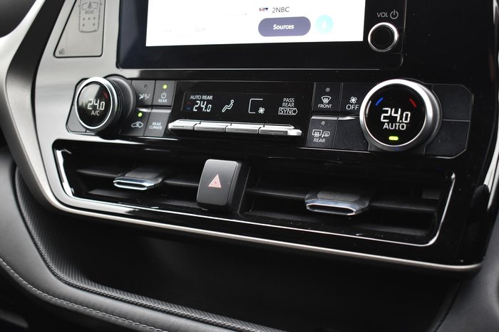 2022 Toyota Kluger GX AXUH78R 4X4 On Demand Frosted White