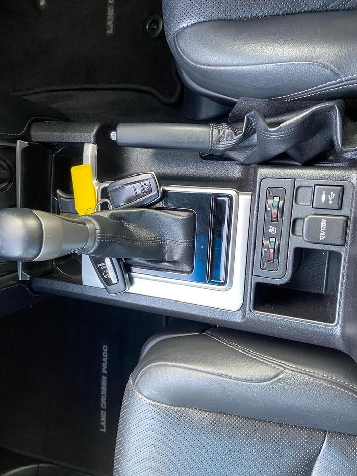 2018 Toyota Landcruiser Prado VX