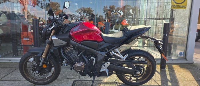 2024 Honda CB650R RED