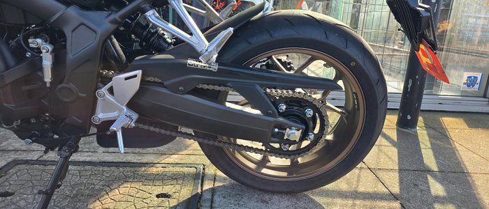 2024 Honda CB650R RED