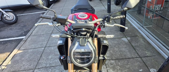 2024 Honda 2024 Honda NAKED CB650R ABS RED