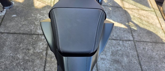 2024 Honda 2024 Honda NAKED CB650R ABS RED