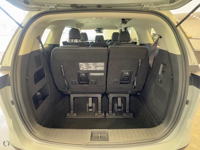 2023 Kia Carnival S