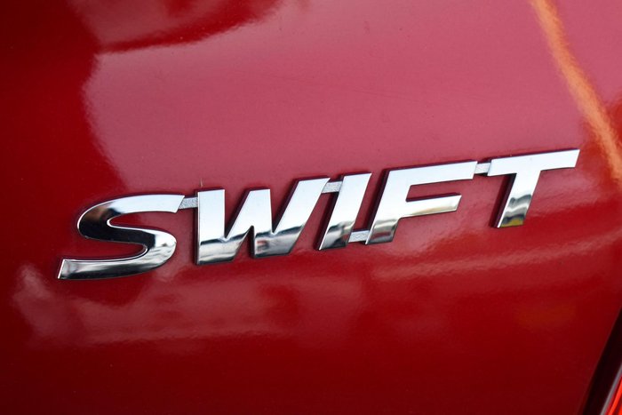 2023 Suzuki Swift GL AZ Series II Burning Red