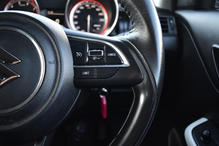 2023 Suzuki Swift GL AZ Series II Burning Red