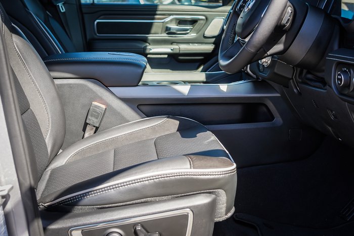 2024 RAM 1500 Laramie Sport Hurricane SO RamBox