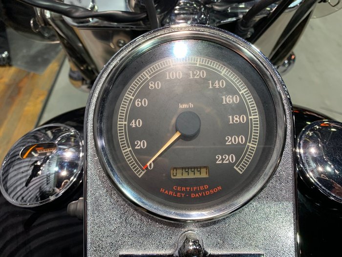 2003 Harley-davidson FLSTC HERITAGE SOFTAIL CLASSIC Black