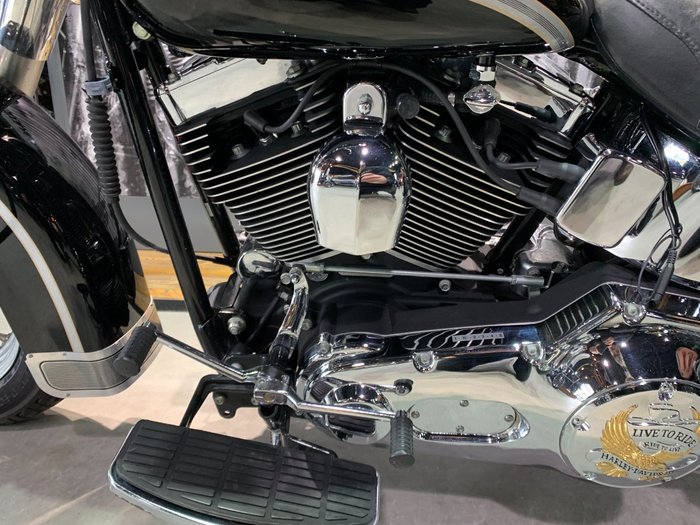 2003 Harley-davidson FLSTC HERITAGE SOFTAIL CLASSIC Black