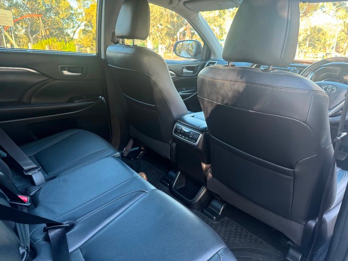 2017 Toyota Kluger Grande