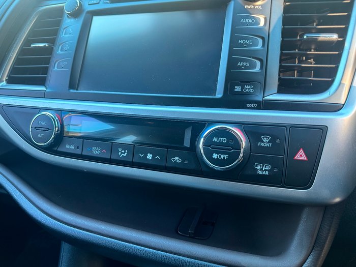 2017 Toyota Kluger Grande