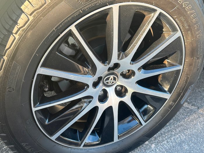 2017 Toyota Kluger Grande