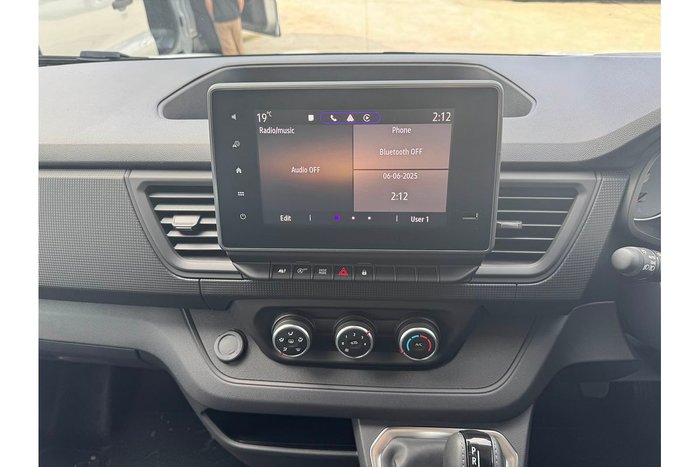2024 Renault Trafic Premium