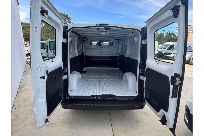 2024 Renault Trafic Premium