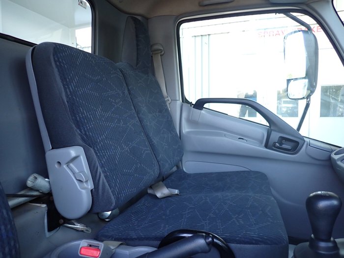 2022 HINO DUTRO 917 WHITE