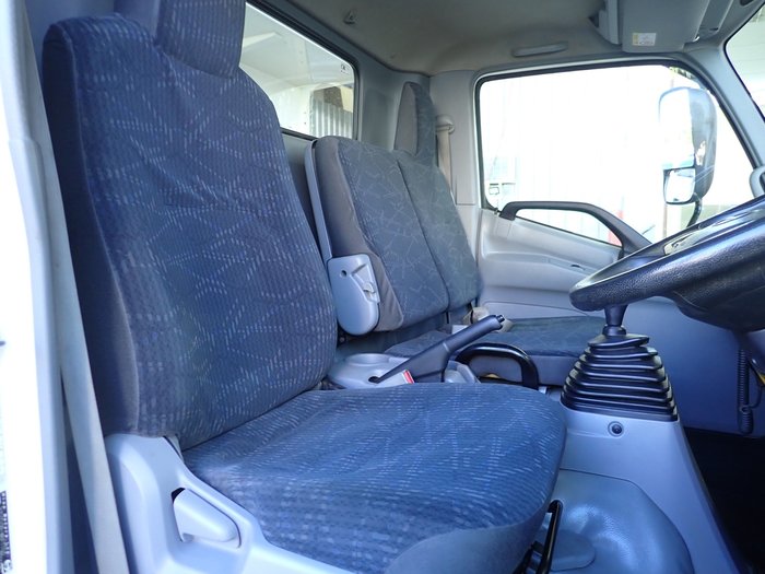 2022 HINO DUTRO 917 WHITE