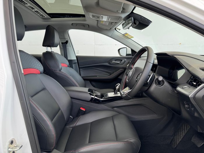 2024 MG MG5 Essence