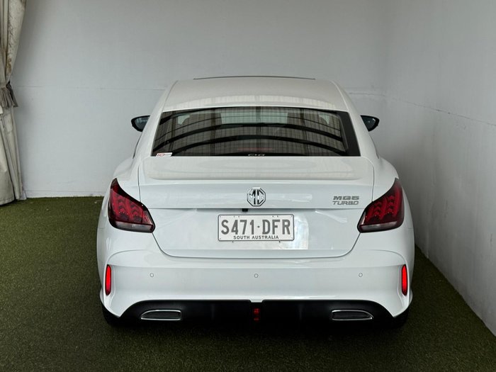 2024 MG MG5 Essence