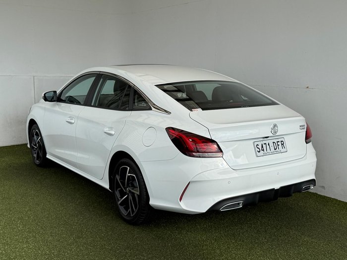 2024 MG MG5 Essence