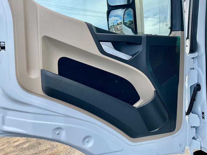 2021 Mercedes Benz 2643 Sleeper Xlocks 635000 Klm Rwc $99100+Gst MERCEDES BENZ 2643 SLEEPER WHITE