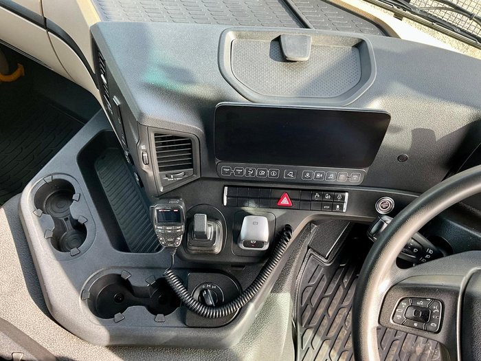 2021 Mercedes Benz 2643 Sleeper Xlocks 635000 Klm Rwc $108500+Gst MERCEDES BENZ 2646 SLEEPER WHITE