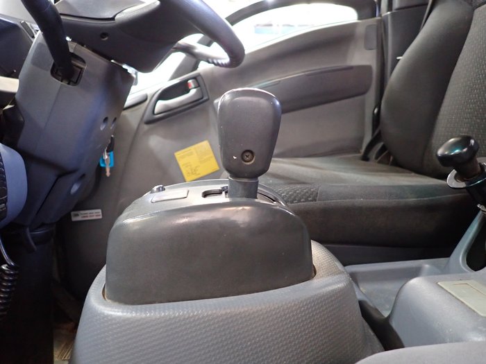 2018 ISUZU FRR 500 WHITE