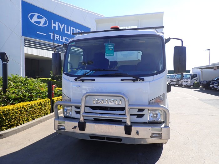 2018 ISUZU FRR 500 WHITE