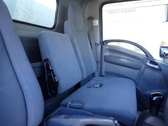 2016 ISUZU NPR 45-155 WHITE