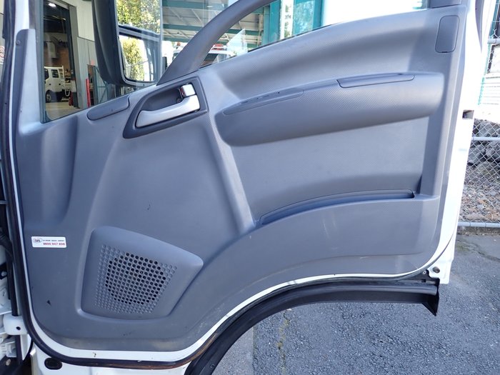 2016 ISUZU NPR 45-155