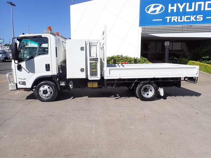 2016 ISUZU NPR 45-155 WHITE