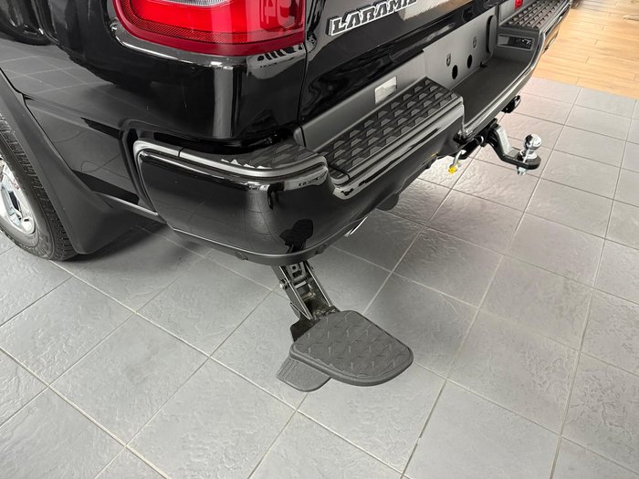 2024 RAM 1500 Laramie Sport RamBox