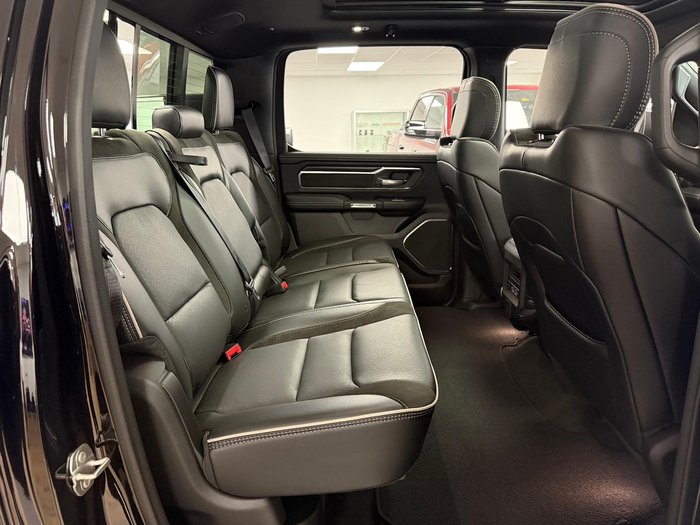 2024 RAM 1500 Laramie Sport RamBox