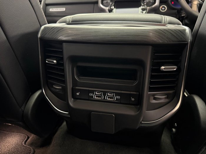 2024 RAM 1500 Laramie Sport RamBox