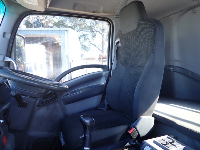 2011 ISUZU FVR 1000 WHITE