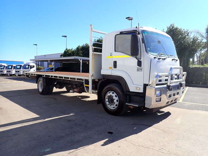 2011 ISUZU FVR 1000 WHITE