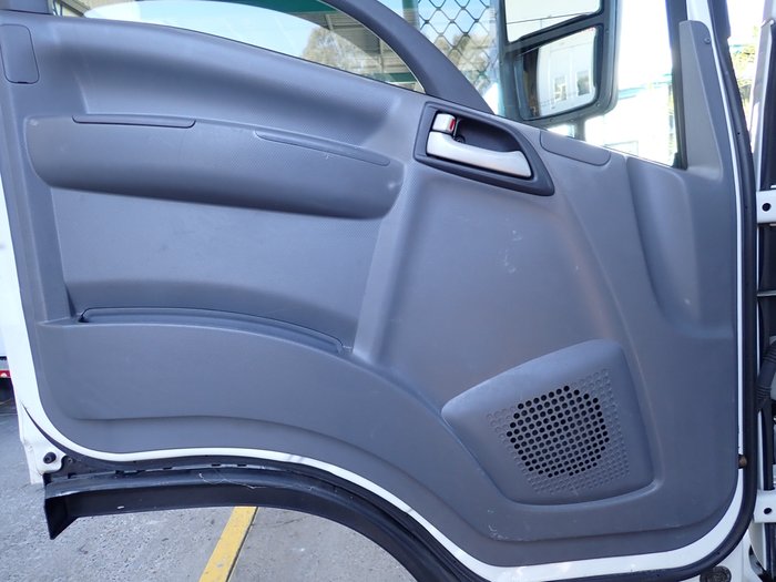 2019 ISUZU NNR 45-150 WHITE