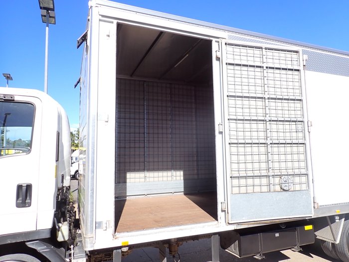 2016 ISUZU FRR 110-240 WHITE