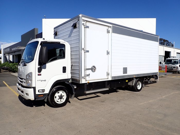 2016 ISUZU FRR 110-240 WHITE