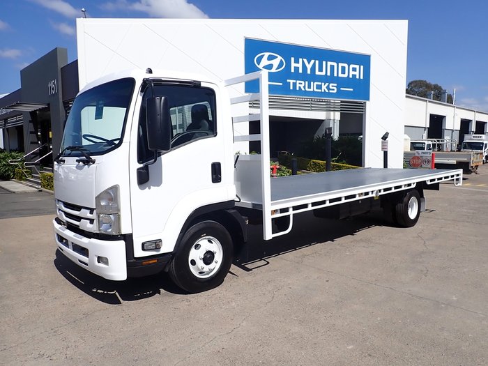 2018 ISUZU FRR 107-210