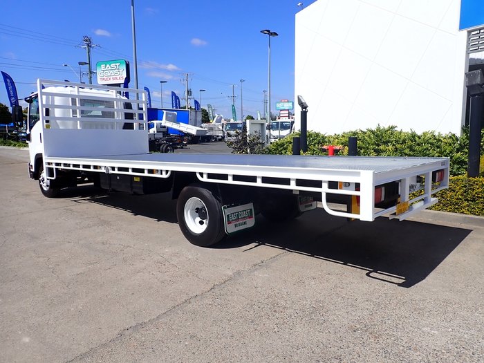 2018 ISUZU FRR 107-210