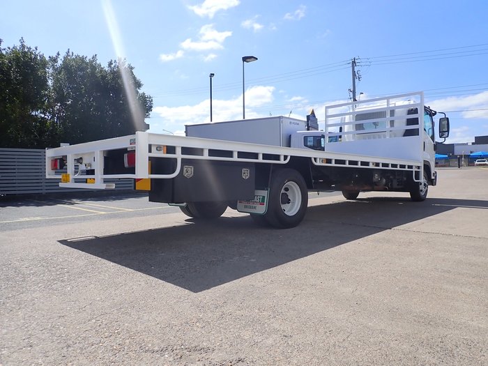 2018 ISUZU FRR 107-210