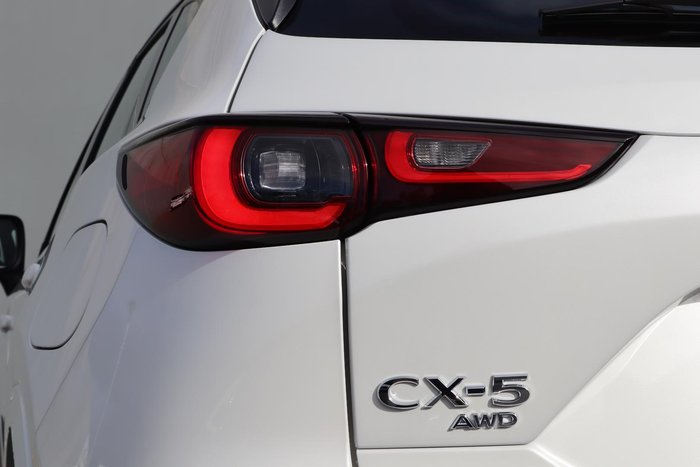 2025 Mazda CX-5 G25 Akera