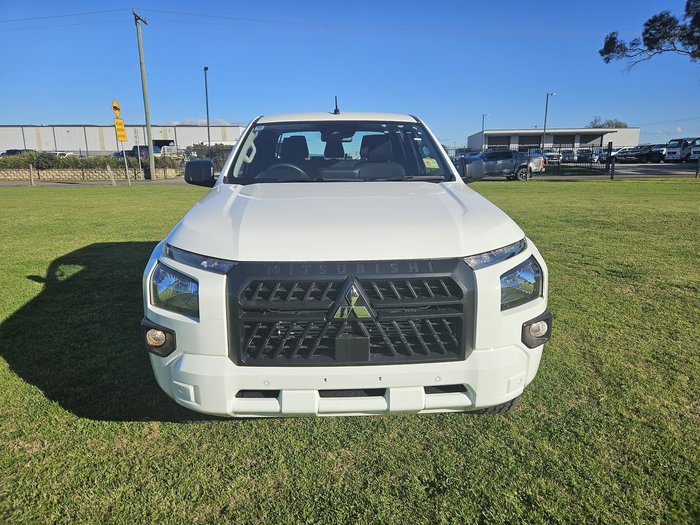 2025 Mitsubishi Triton GLX MV MY25 4X4 Dual Range White