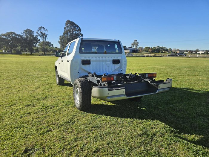 2025 Mitsubishi Triton GLX MV MY25 4X4 Dual Range White