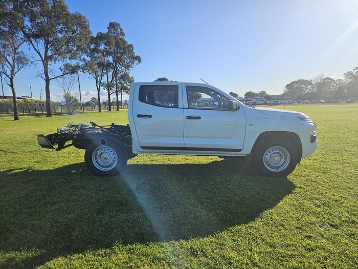 2025 Mitsubishi Triton GLX MV MY25 4X4 Dual Range White