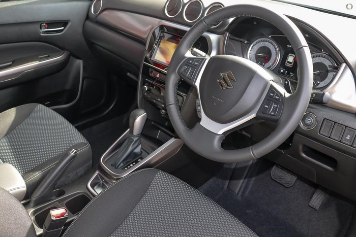 2024 Suzuki Vitara LY Series II Galactic Grey